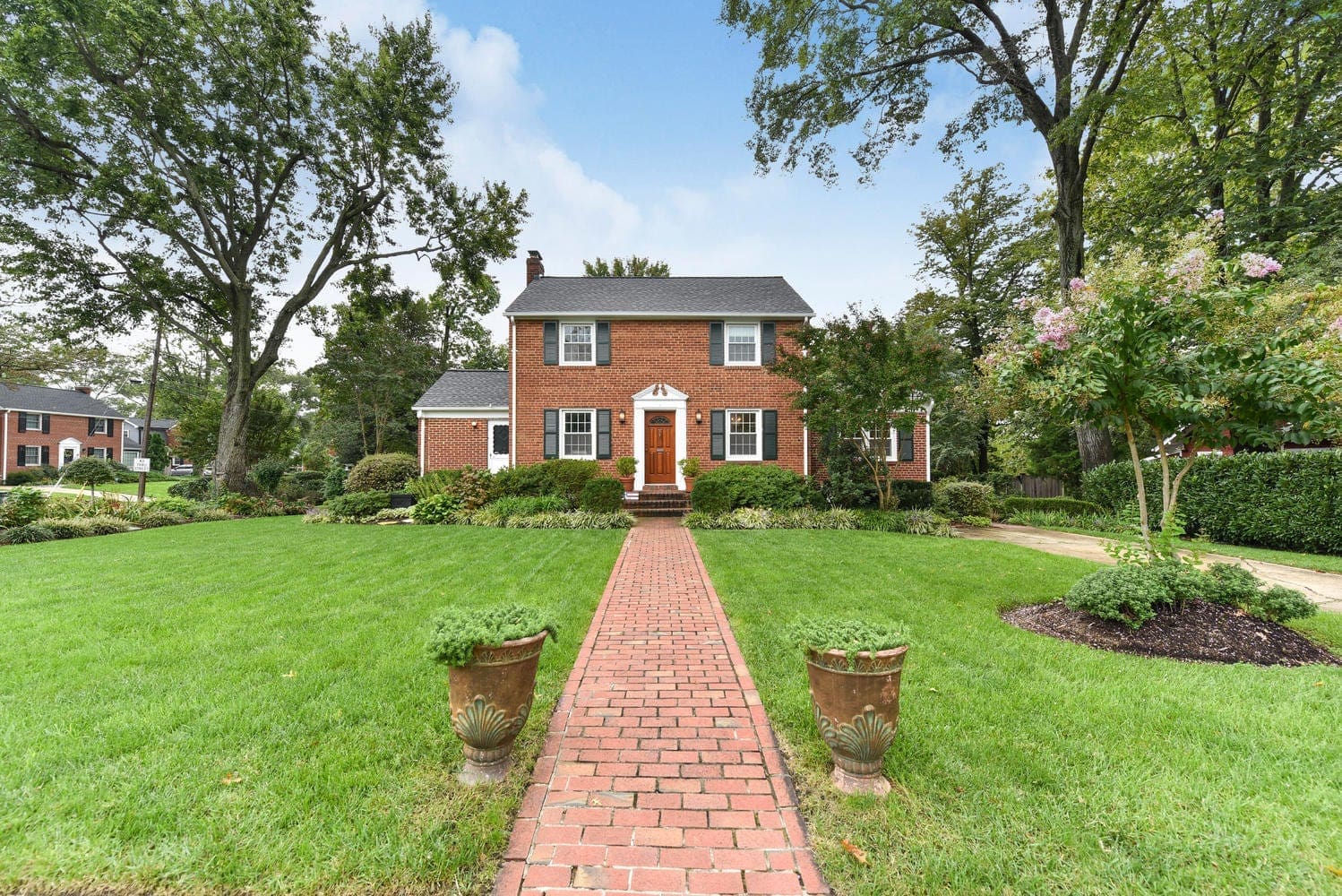 2802 King Street, Alexandria, VA 22302 The Goodhart Group