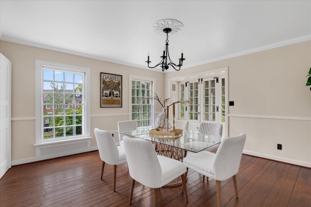 102 N. Quaker Lane, Alexandria, VA 22314 The Goodhart Group