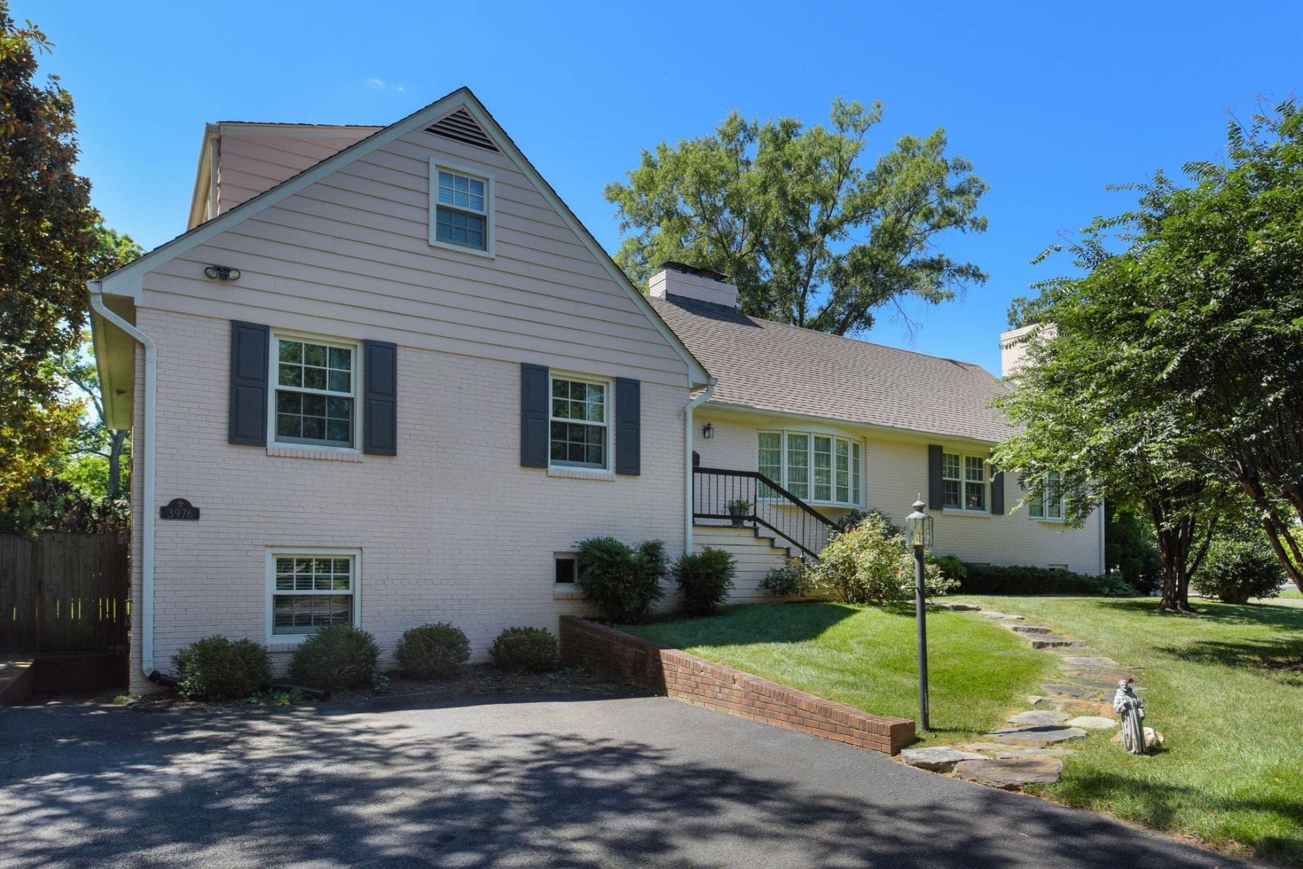 3976 Seminary Road, Alexandria, VA 22304 | Listed by The Goodhart Group